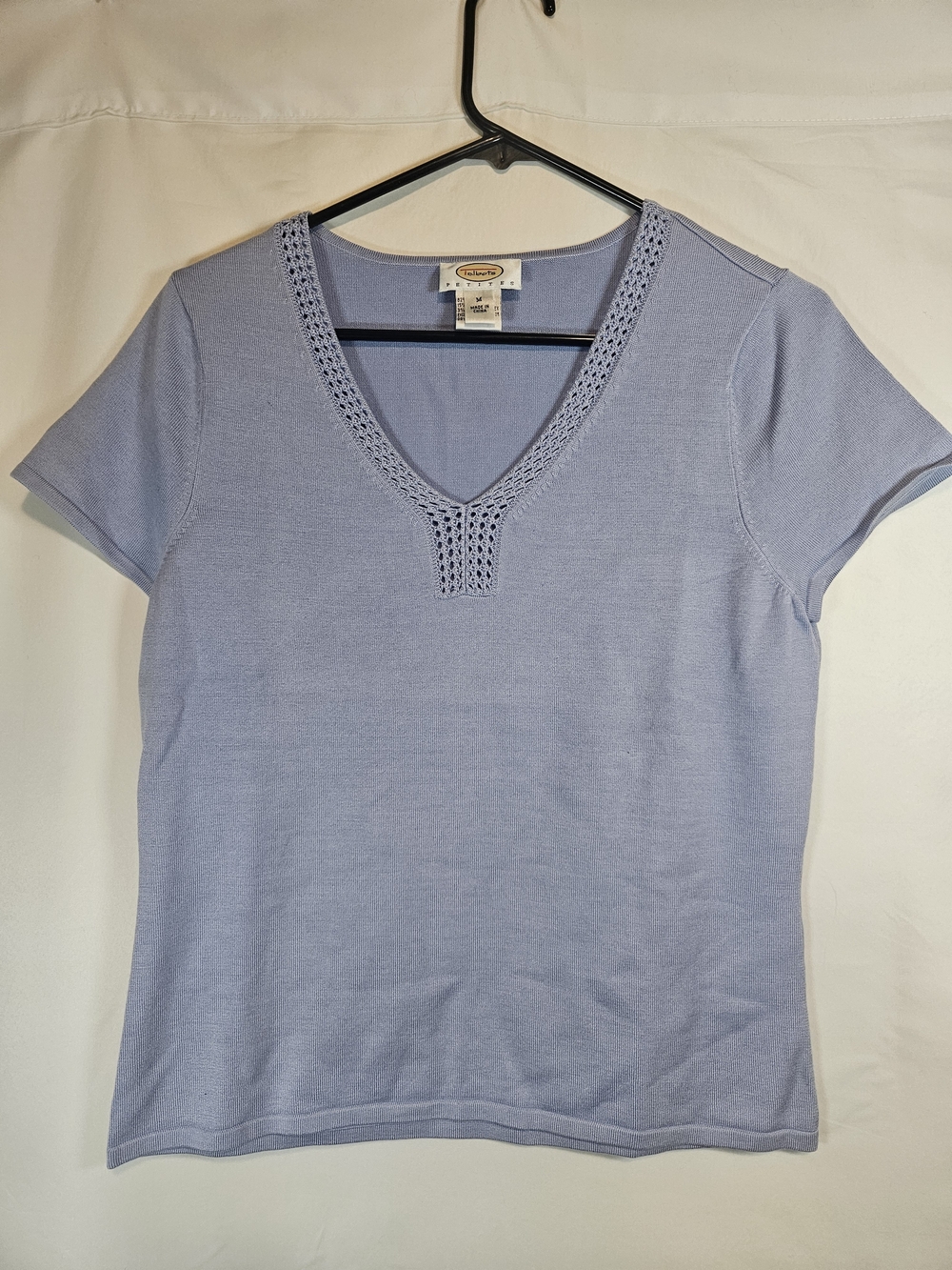Talbots Light Blue V-Neck Short Sleeve Tee with Crochet Trim Silk Blend